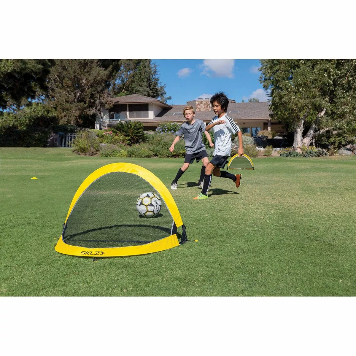 SKLZ Playmaker 2.5' Pop Up Soccer Goals 3 SKLZ Playmaker 2.5' Pop Up Soccer Goals - Image 3